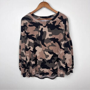 Entro Camo Bishop Sleeve Crew Neck Top